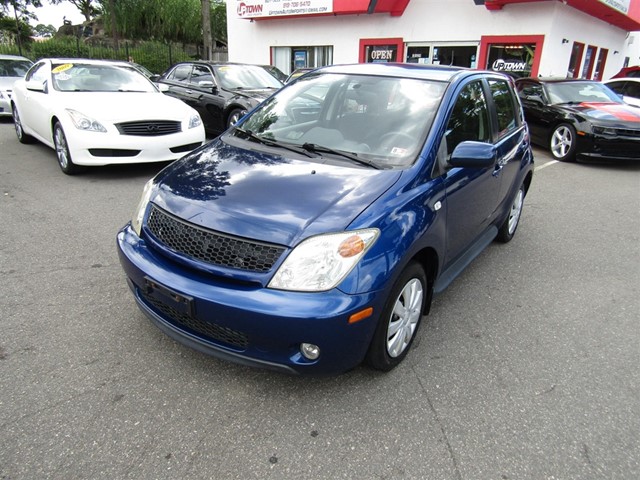 Scion xA Hatchback in Raleigh