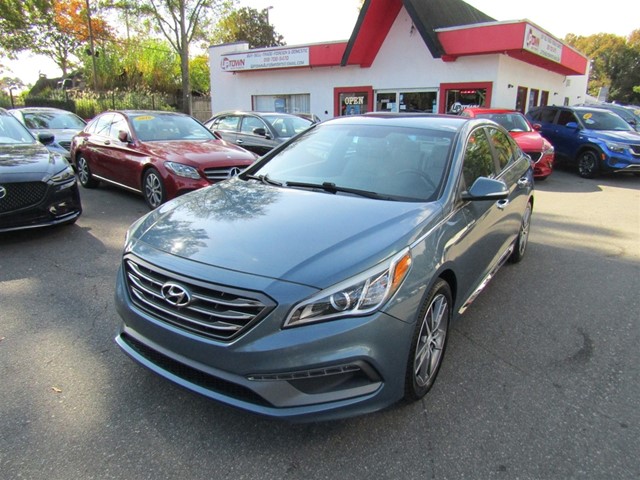 Hyundai Sonata Sport 2.0T in Raleigh