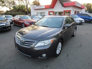 Picture of a 2011 Toyota Camry XLE