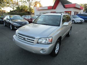 Picture of a 2005 Toyota Highlander 2WD