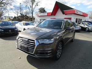 Picture of a 2017 Audi Q7 3.0T Prestige quattro