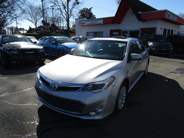 Toyota Avalon Hybrid XLE Touring in Raleigh