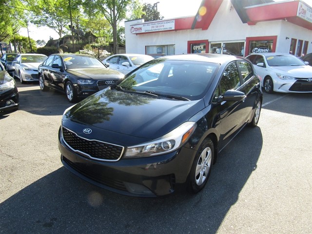 Kia Forte 5-Door LX in Raleigh