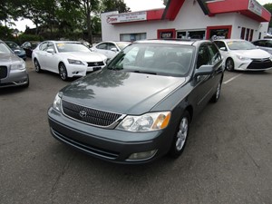 Picture of a 2001 Toyota Avalon XLS