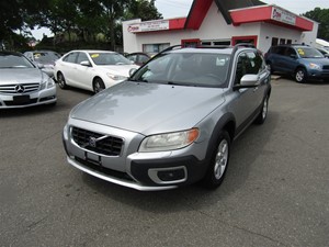 Picture of a 2010 Volvo XC70 3.2