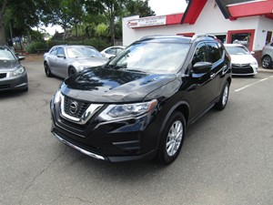Picture of a 2019 Nissan Rogue SV AWD