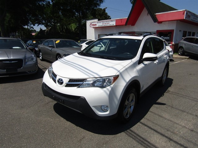Toyota RAV4 XLE AWD in Raleigh