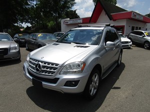 Picture of a 2011 Mercedes-Benz M-Class ML350 4MATIC