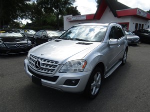 Picture of a 2010 Mercedes-Benz M-Class ML350