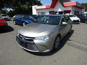 Picture of a 2016 Toyota Camry XLE