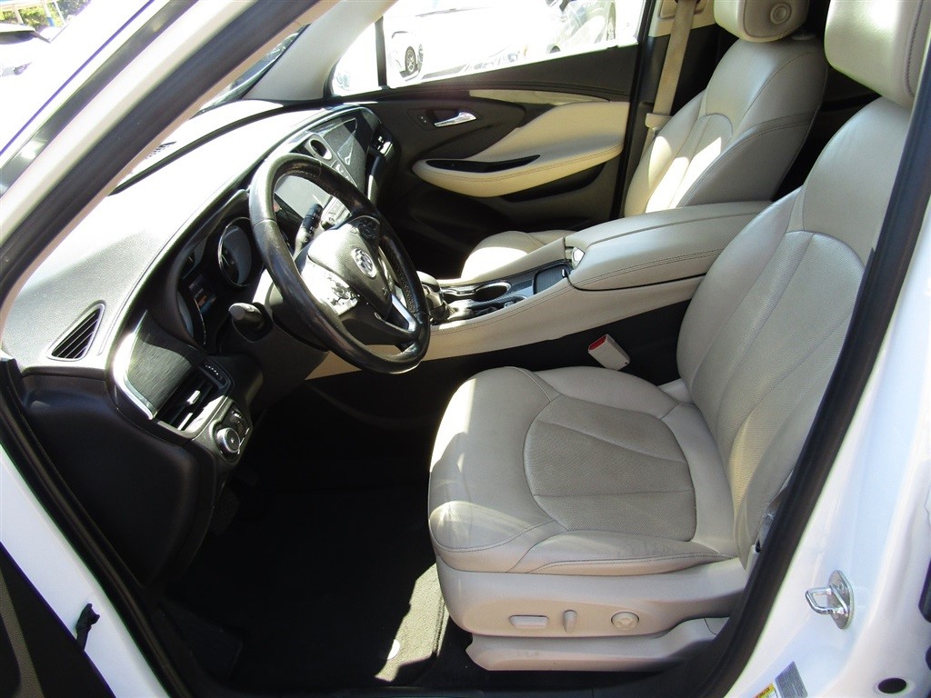 2017 Buick Envision Essence photo 15