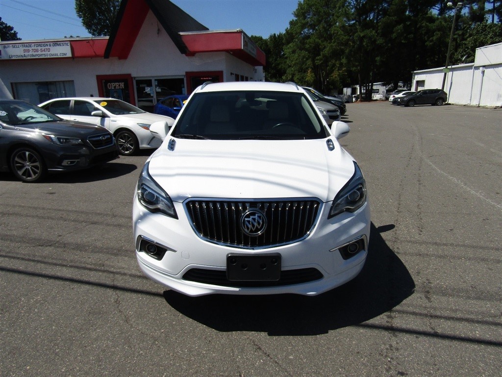 2017 Buick Envision Essence photo 2