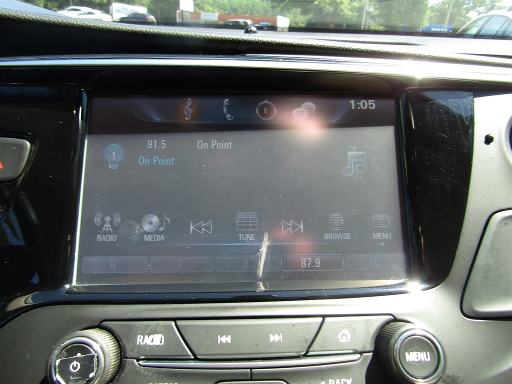2017 Buick Envision Essence photo 29