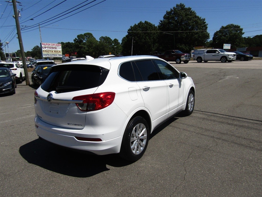 2017 Buick Envision Essence photo 8