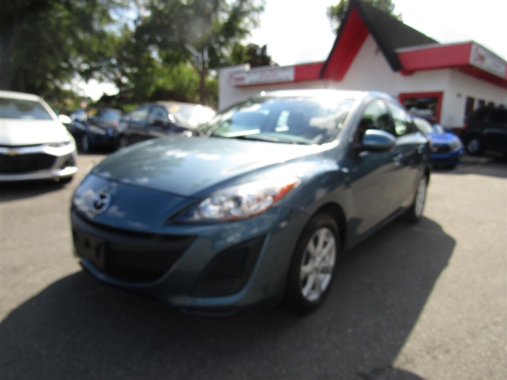 2011 Mazda Mazda3 Touring photo 11