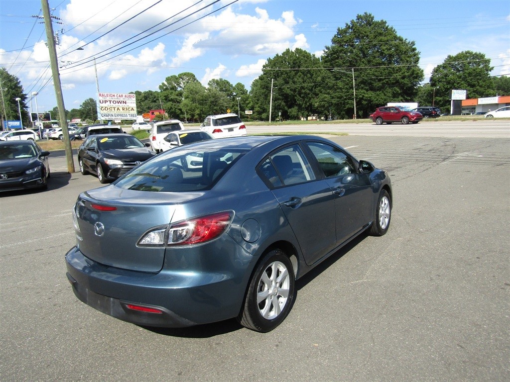 2011 Mazda Mazda3 Touring photo 7