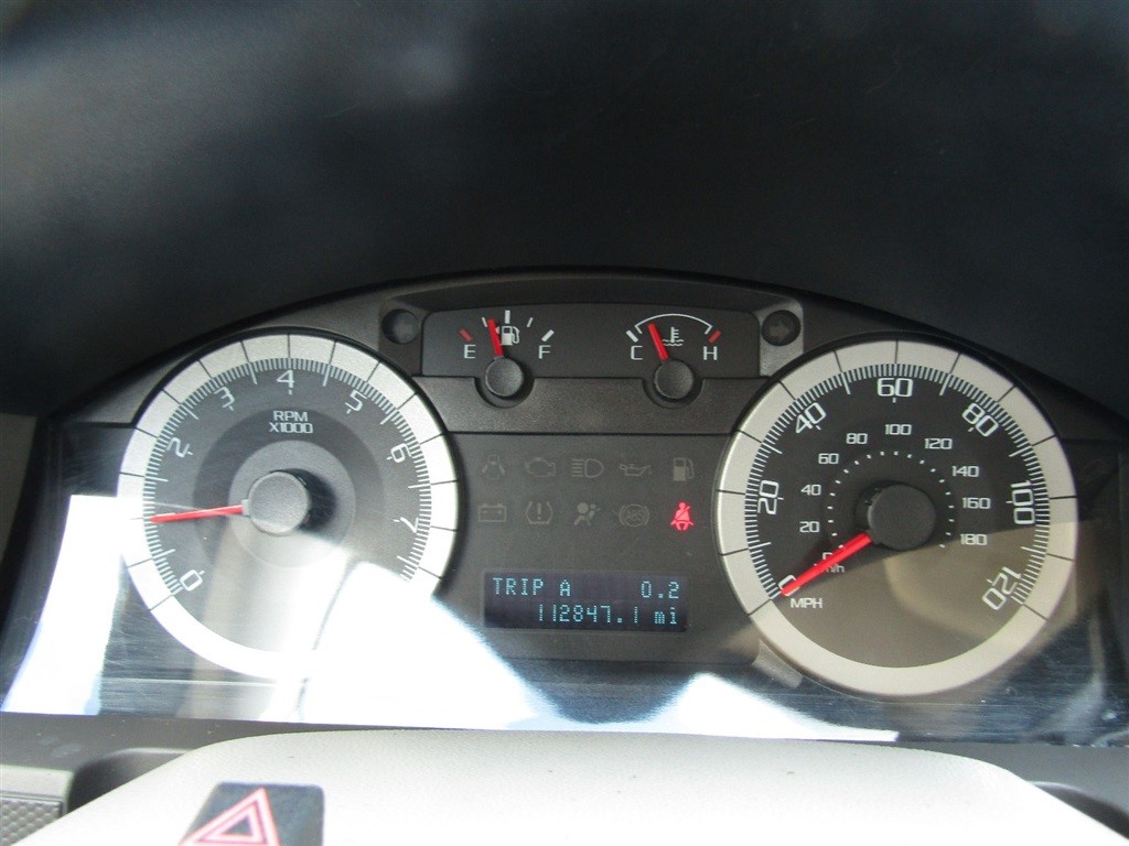 2009 Ford Escape XLT photo 24