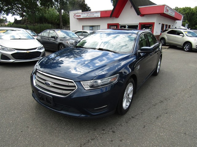 Ford Taurus SEL FWD in Raleigh