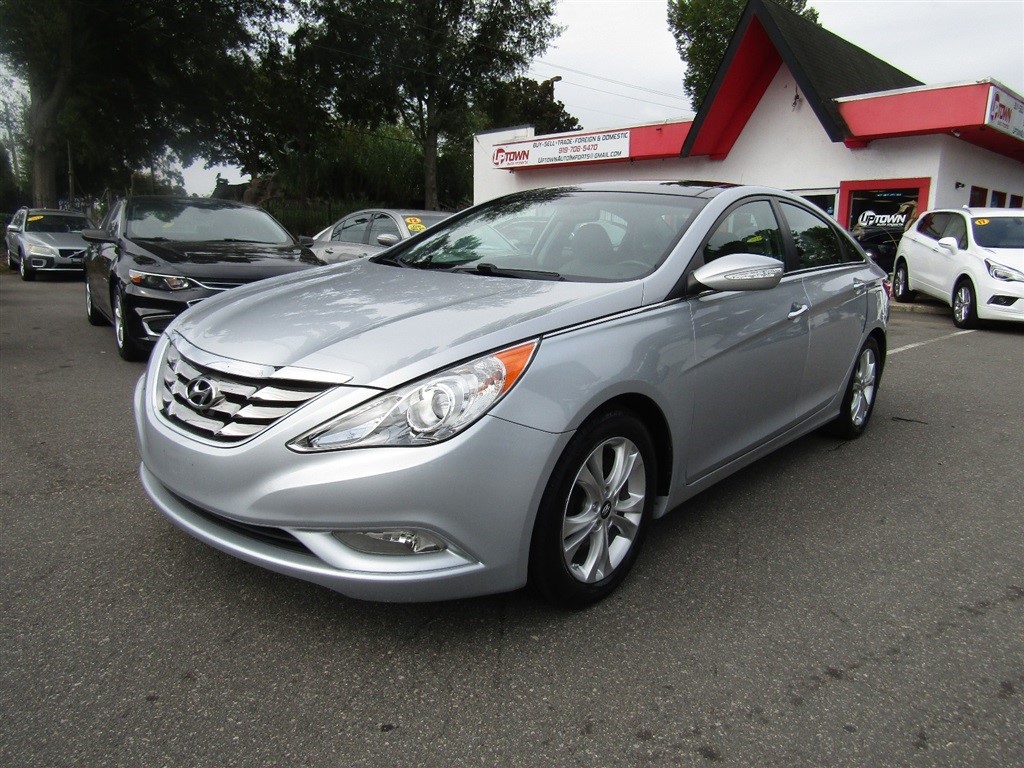 2012 Hyundai Sonata Limited photo 11