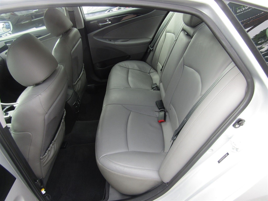 2012 Hyundai Sonata Limited photo 17