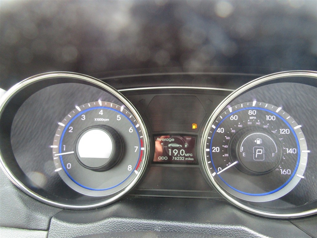 2012 Hyundai Sonata Limited photo 33