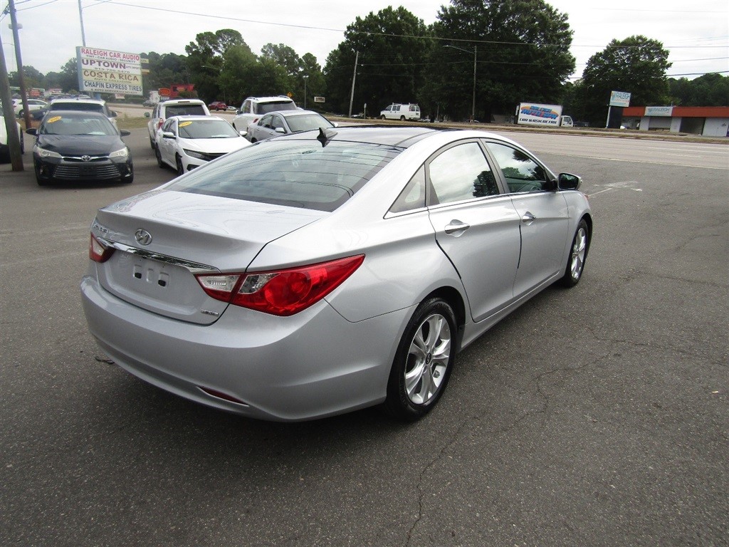 2012 Hyundai Sonata Limited photo 7