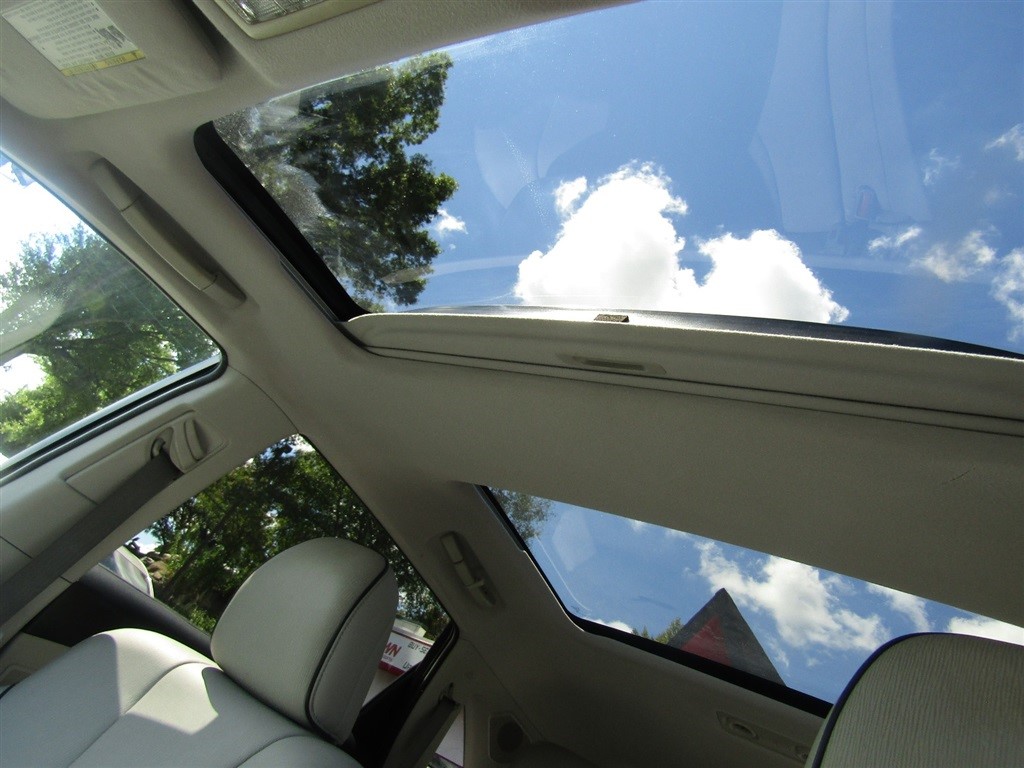 2010 Toyota Venza photo 13