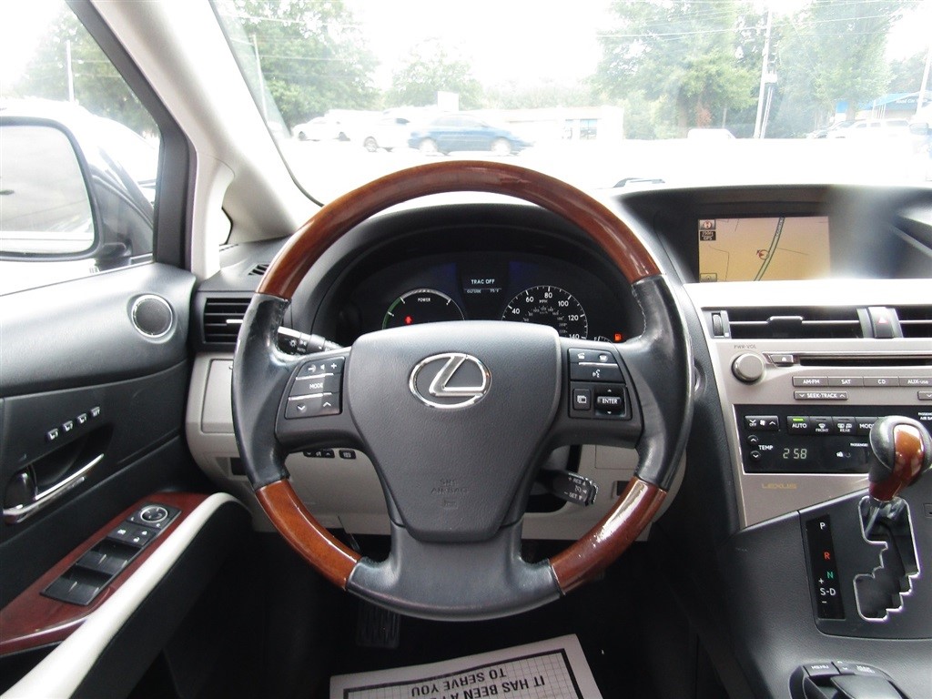 2010 Lexus RX 450h AWD photo 25