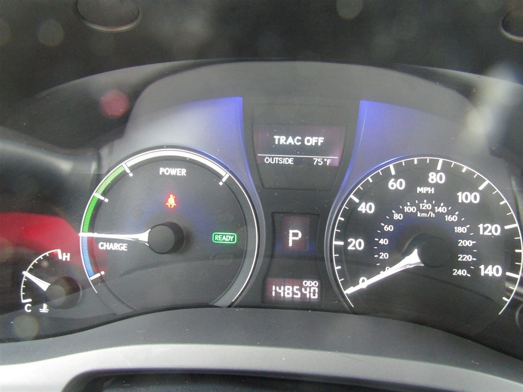 2010 Lexus RX 450h AWD photo 31