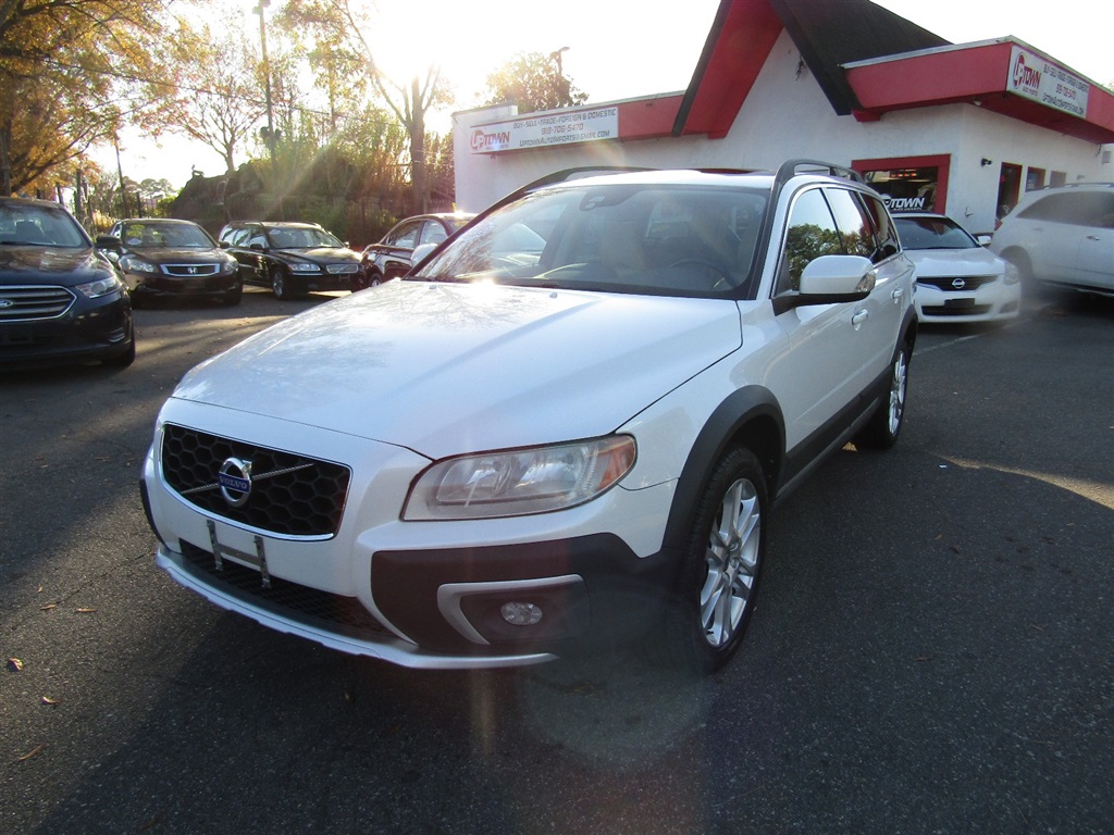 2016 Volvo XC70 Premier