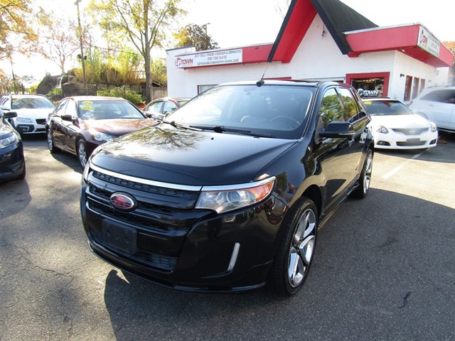 Ford Edge Sport AWD in Raleigh
