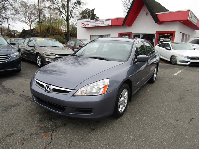 Honda Accord LX SE Sedan AT in Raleigh