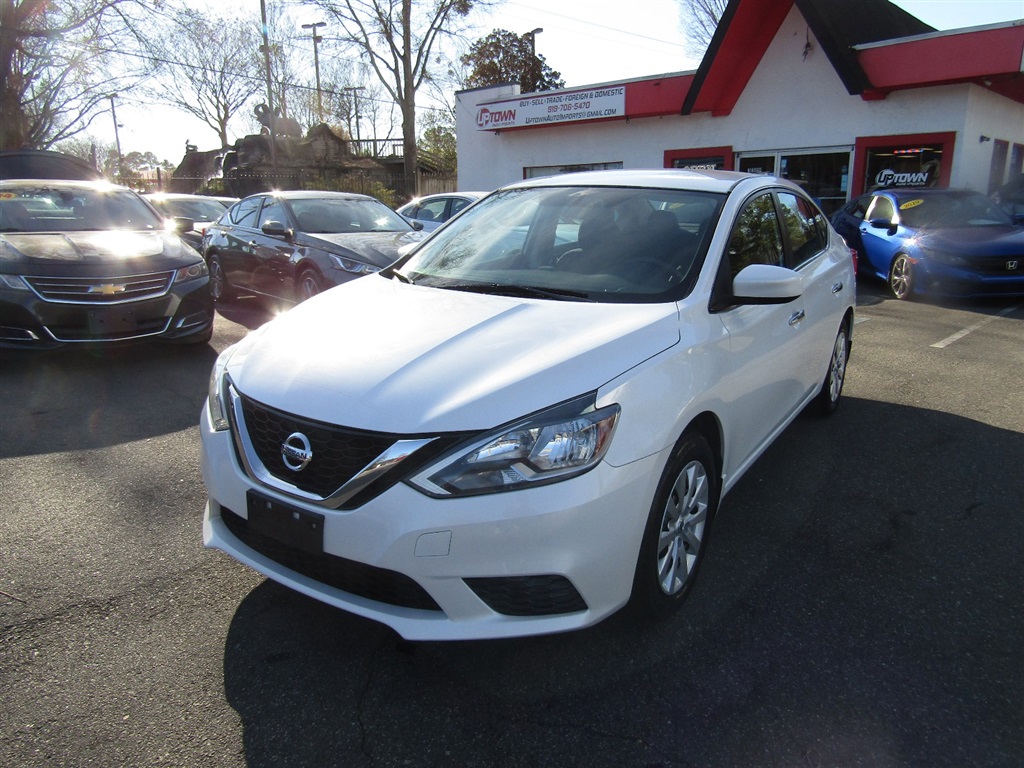 2016 Nissan Sentra SV's photo