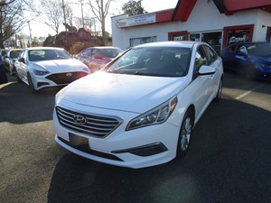 Picture of a 2015 Hyundai Sonata SE