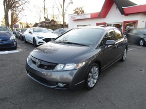 Picture of a 2010 Honda Civic Si Sedan 6-Speed MT with Navigation
