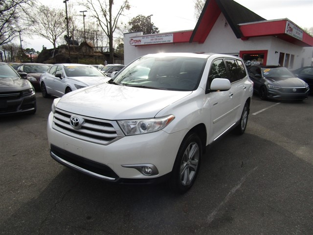 Toyota Highlander Limited 4WD in Raleigh