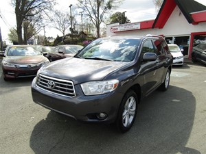 Picture of a 2010 Toyota Highlander Limited 2WD