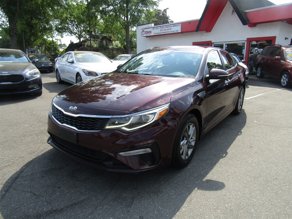 2019 Kia Optima LX AT's photo