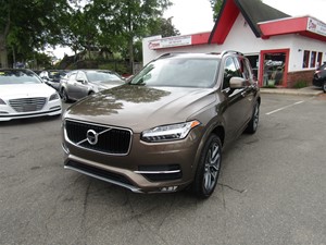 Picture of a 2017 Volvo XC90 T6 Momentum AWD