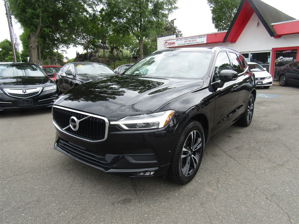2018 Volvo XC60 T6 Momentum AWD's photo