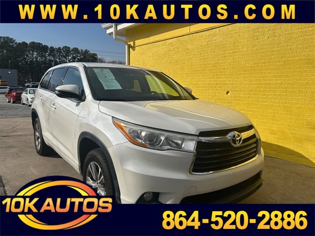 Toyota Highlander LE FWD V6 in Greenville