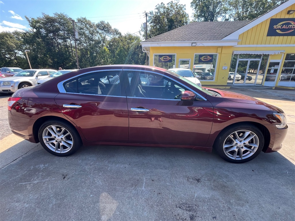 2010 Nissan Maxima S