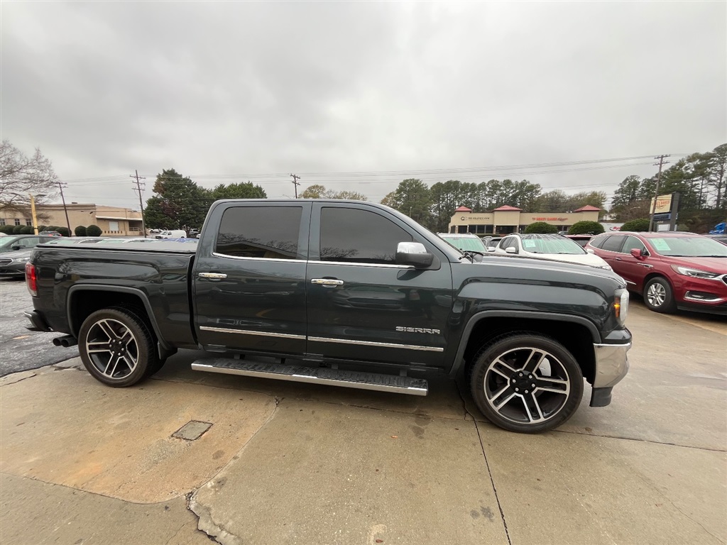 2017 GMC Sierra 1500 SLT's photo