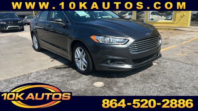 Picture of a used 2016 Ford Fusion SE Sedan 4D