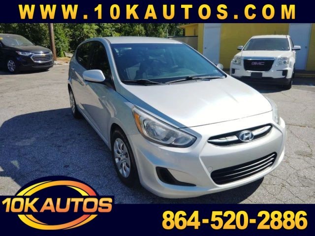 Hyundai Accent SE Hatchback 4D in Greenville