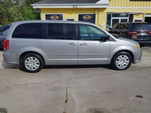 2017 Dodge Grand Caravan SE's photo