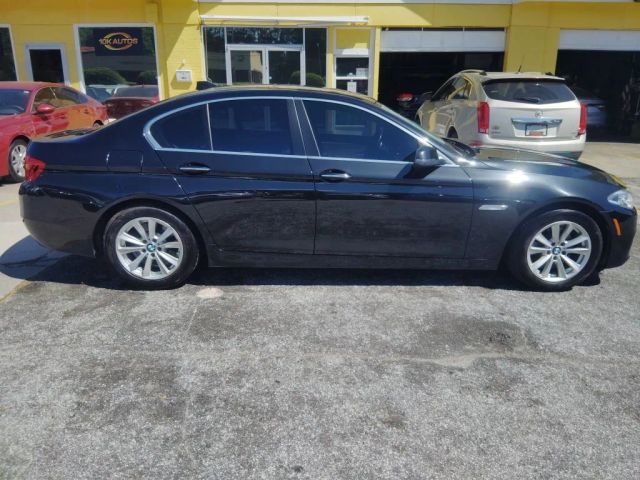 2016 BMW 5 Series 528i