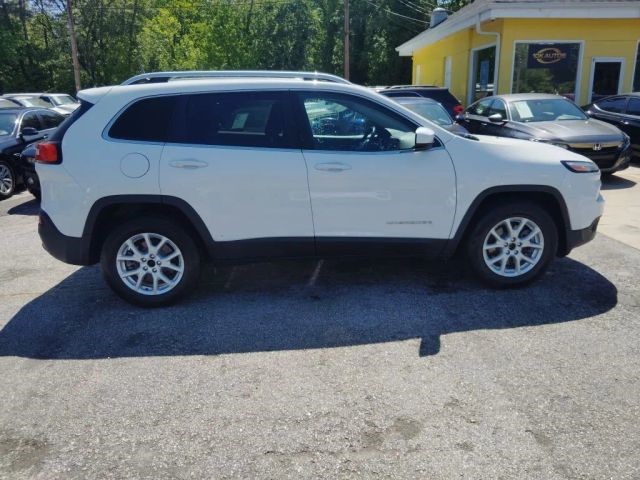 2017 Jeep Cherokee Latitude 4X4's photo
