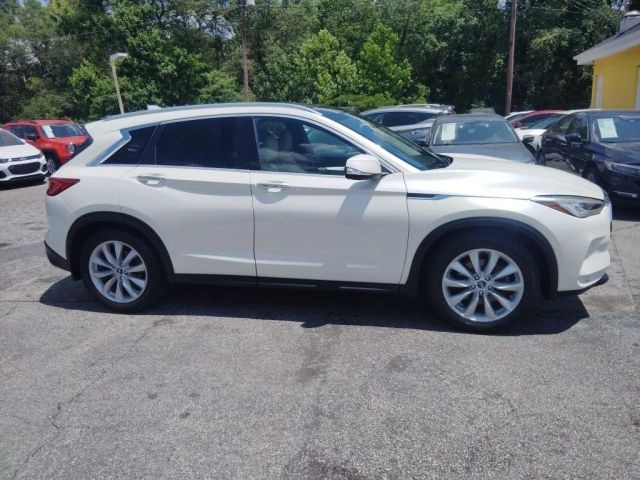2019 INFINITI QX50 Essential FWD's photo