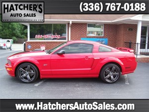 2006 Ford Mustang GT Deluxe Coupe for sale by dealer